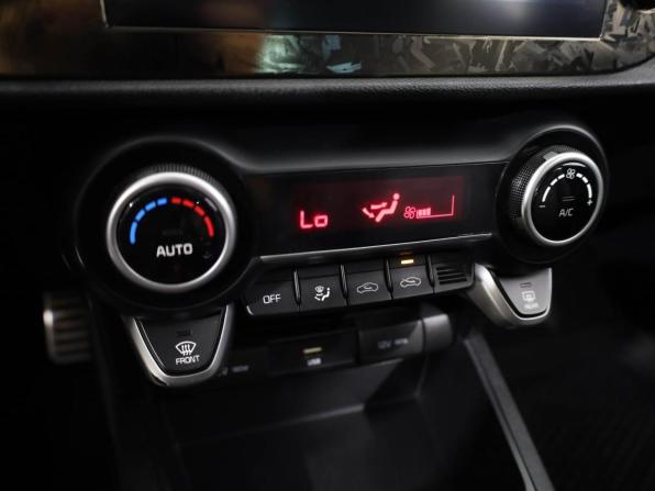 Kia Rio IV Рестайлинг с пробегом 2020 года, цена 1 829 000 рублей, 44663 км, хэтчбек, Автокод Объявления