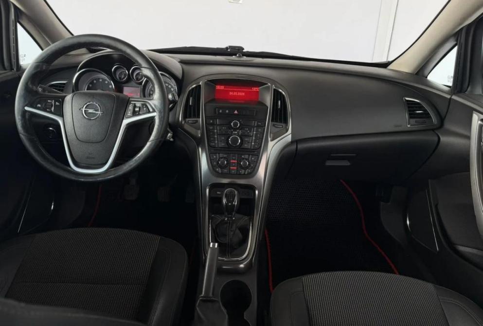 Opel Astra J Киров  - изображение 12