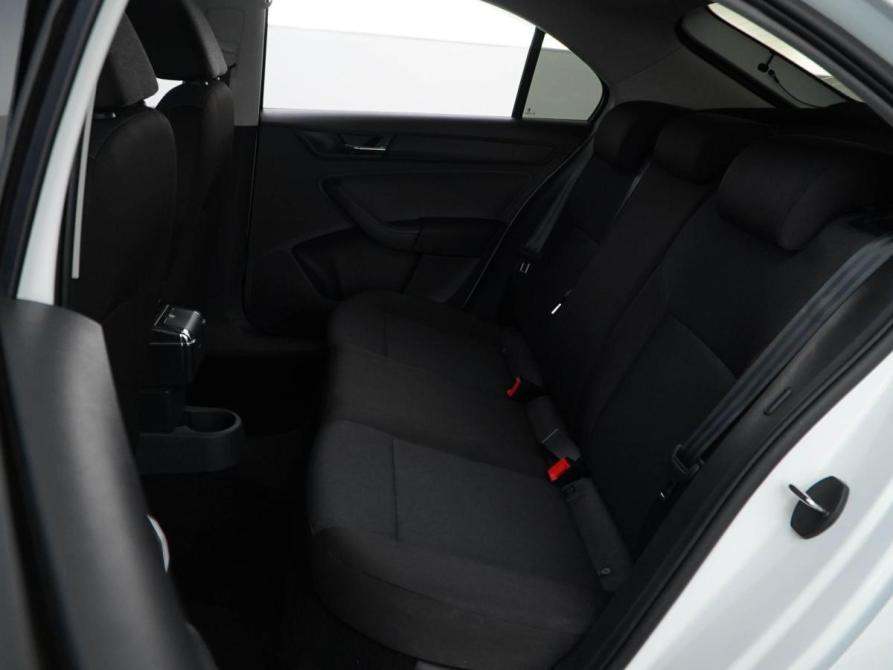 Skoda Rapid I Рестайлинг Москва  - изображение 9