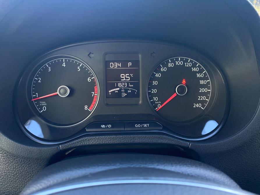 Volkswagen Polo V Рестайлинг Великий Новгород  - изображение 12