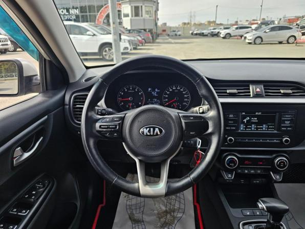 Kia Rio IV Рестайлинг с пробегом 2020 года, цена 1 649 995 рублей, 79132 км, седан, Автокод Объявления