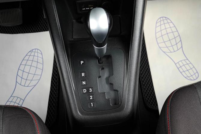 Kia Venga I Рестайлинг с пробегом 2014 года, цена 1 229 000 рублей, 153903 км, компактвэн, Автокод Объявления