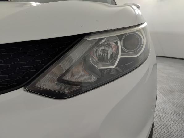Nissan Qashqai II с пробегом 2018 года, цена 1 690 000 рублей, 131000 км, внедорожник, Автокод Объявления