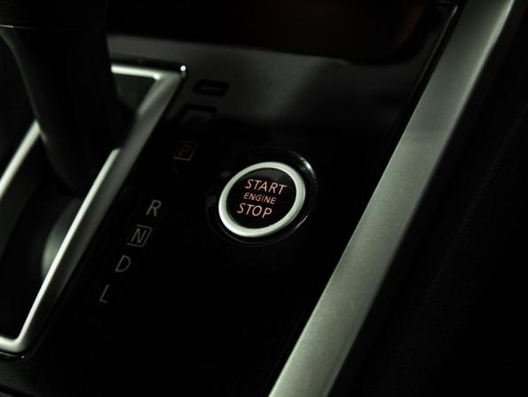 Nissan Serena V (C27) Рестайлинг с пробегом 2019 года, цена 2 300 000 рублей, 98320 км, минивэн, Автокод Объявления