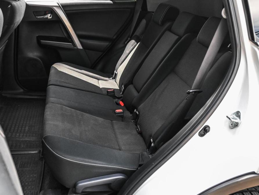 Toyota RAV4 IV (XA40) Рестайлинг Новороссийск  - изображение 9