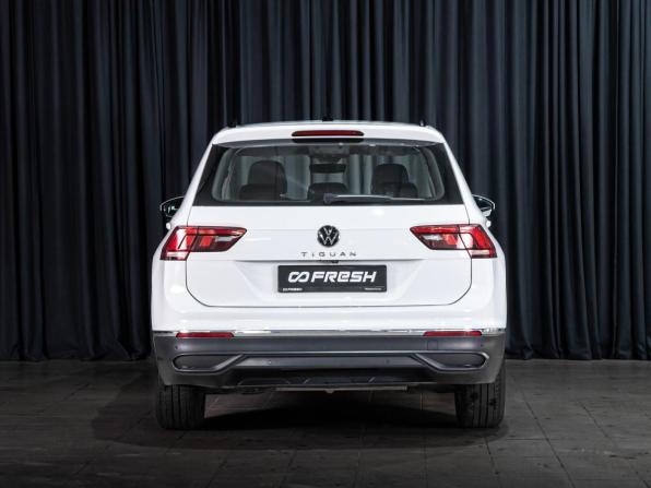Volkswagen Tiguan II Рестайлинг с пробегом 2021 года, цена 2 120 000 рублей, 189127 км, внедорожник, Автокод Объявления