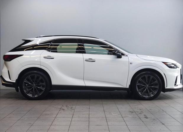 Lexus RX V с пробегом 2022 года, цена 9 280 000 рублей, 33000 км, внедорожник, Автокод Объявления