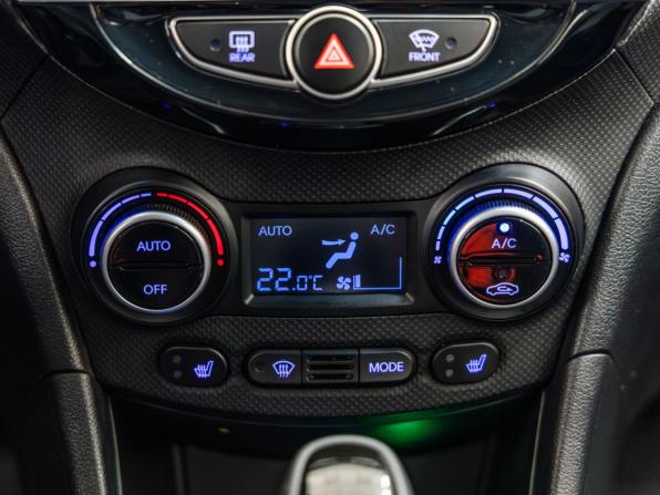 Hyundai Solaris I Рестайлинг с пробегом 2015 года, цена 1 098 000 рублей, 158203 км, хэтчбек, Автокод Объявления