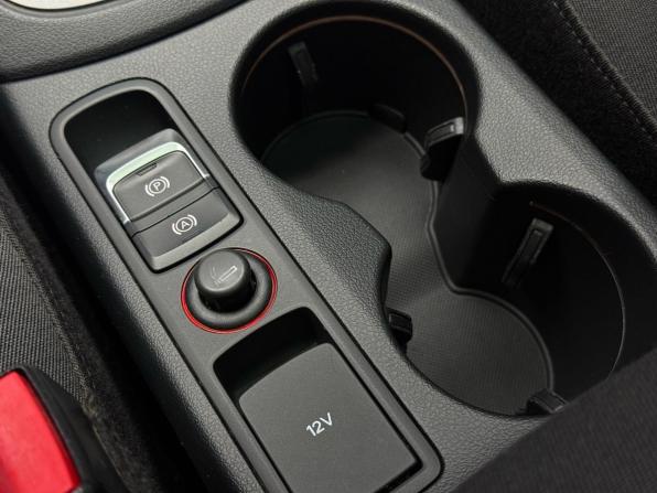 Audi Q3 I (8U) с пробегом 2012 года, цена 1 899 000 рублей, 130342 км, внедорожник, Автокод Объявления