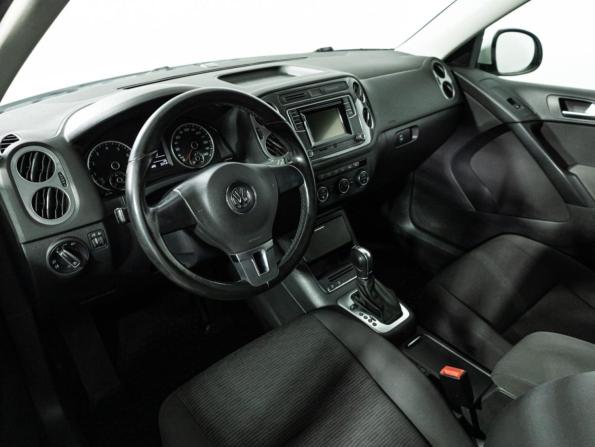 Volkswagen Tiguan I Рестайлинг с пробегом 2015 года, цена 1 699 700 рублей, 93360 км, внедорожник, Автокод Объявления