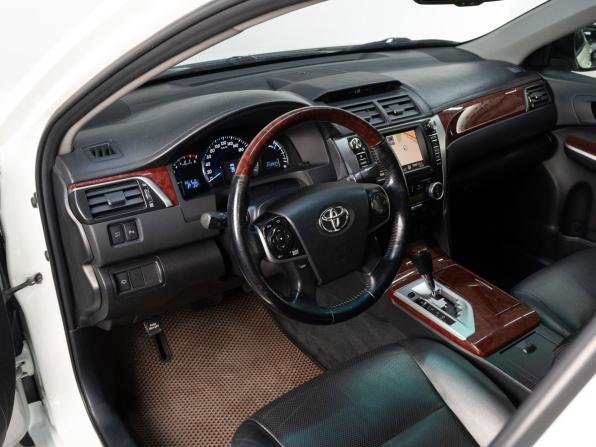 Toyota Camry VII (XV50) с пробегом 2012 года, цена 1 650 000 рублей, 243934 км, седан, Автокод Объявления