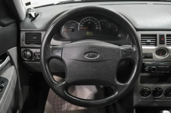 Lada (ВАЗ) Priora I с пробегом 2011 года, цена 279 000 рублей, 192000 км, хэтчбек, Автокод Объявления