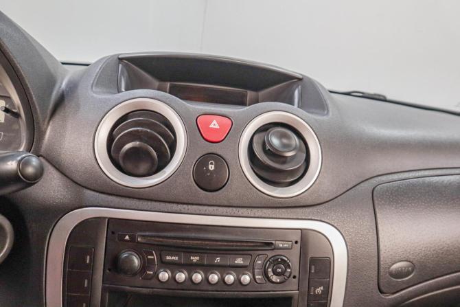 Citroen C3 I Рестайлинг с пробегом 2006 года, цена 369 000 рублей, 115000 км, хэтчбек, Автокод Объявления