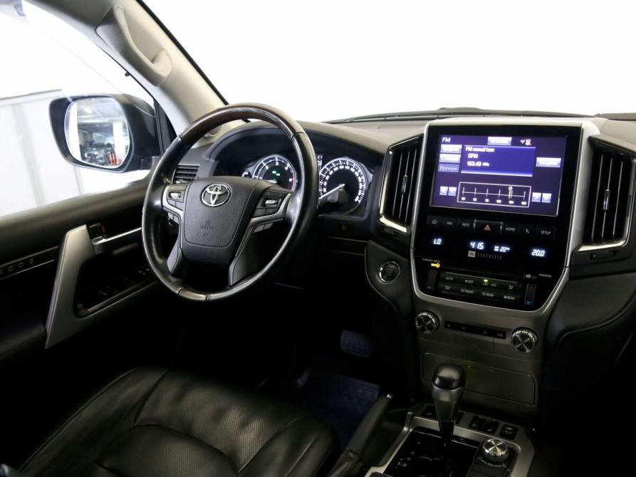 Toyota Land Cruiser 200 Series Рестайлинг 2 Санкт-Петербург  - изображение 14