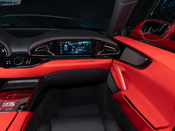 Новый Ferrari Purosangue 2026 года, цена 66 990 000 рублей, внедорожник, Автокод Объявления