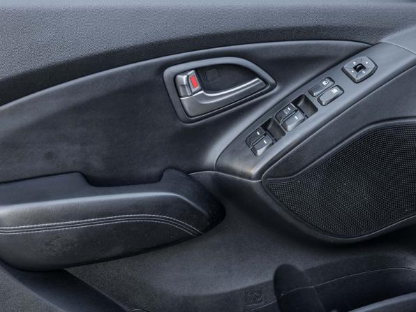 Hyundai ix35 I Рестайлинг с пробегом 2014 года, цена 1 150 000 рублей, 109300 км, внедорожник, Автокод Объявления