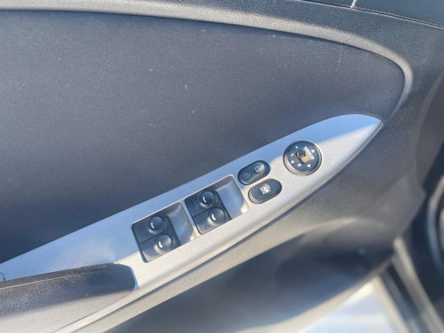 Hyundai Solaris I Рестайлинг Томск  - изображение 14