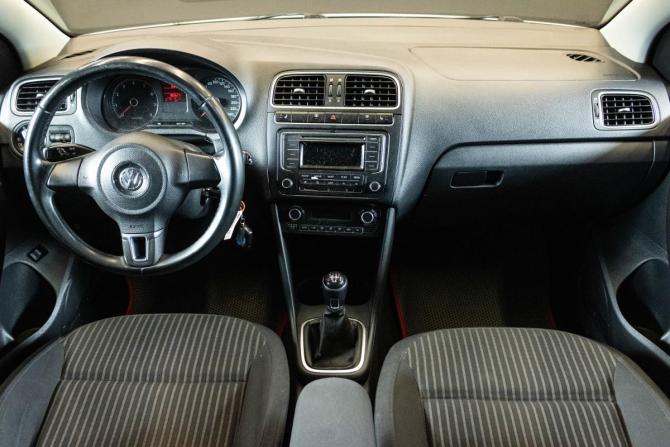Volkswagen Polo V с пробегом 2013 года, цена 700 000 рублей, 185628 км, седан, Автокод Объявления