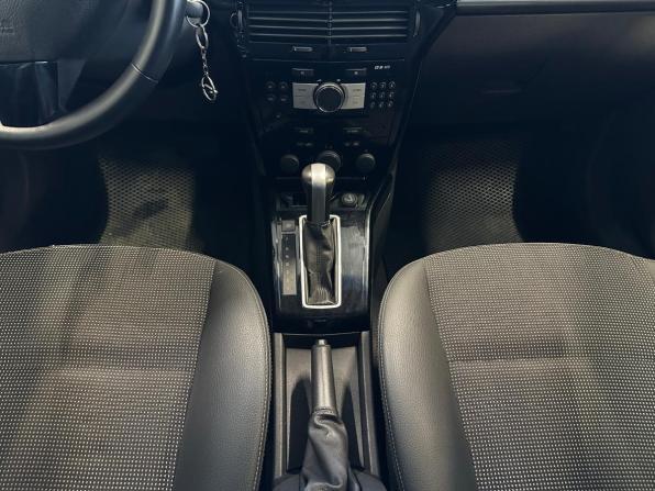Opel Astra H Рестайлинг с пробегом 2010 года, цена 660 000 рублей, 181000 км, хэтчбек, Автокод Объявления