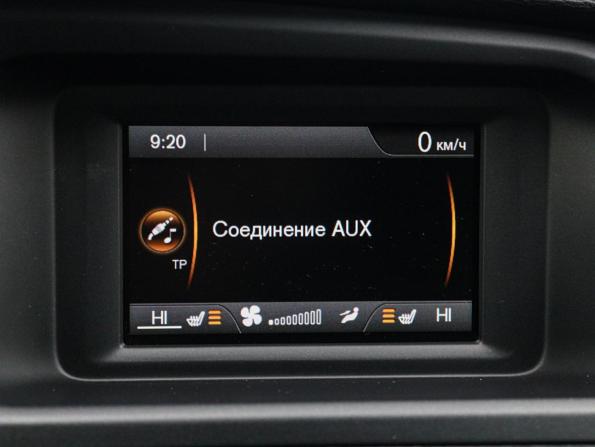 Volvo V40 Cross Country I с пробегом 2014 года, цена 1 150 000 рублей, 174009 км, хэтчбек, Автокод Объявления