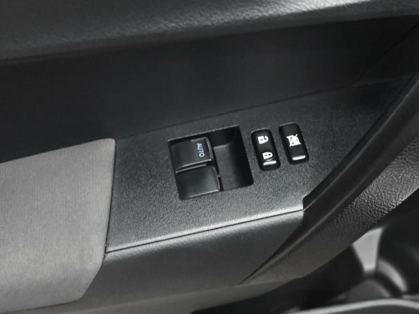 Toyota Corolla XI (E160 E170 E180) Рестайлинг 1 с пробегом 2016 года, цена 1 370 000 рублей, 116751 км, седан, Автокод Объявления