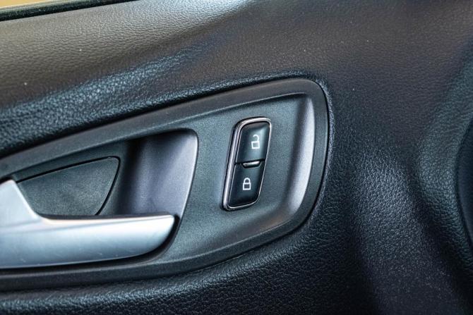 Ford Kuga II с пробегом 2013 года, цена 1 249 000 рублей, 189434 км, внедорожник, Автокод Объявления