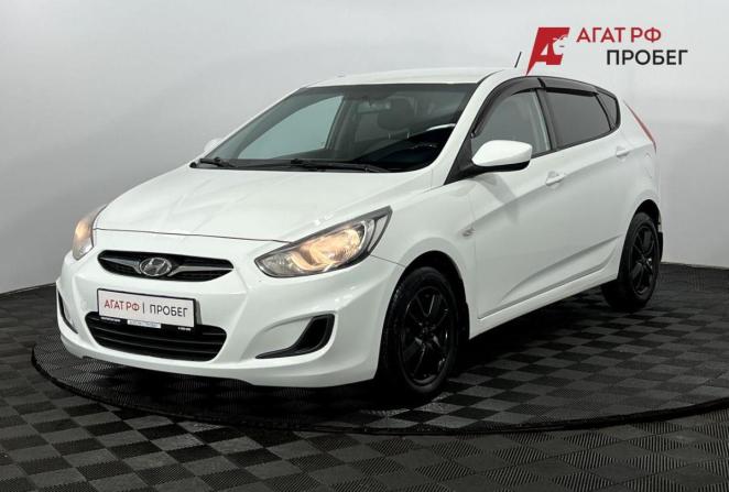 Hyundai Solaris I с пробегом 2013 года, цена 715 000 рублей, 201089 км, хэтчбек, Автокод Объявления