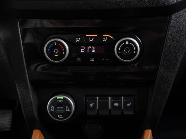 Lada (ВАЗ) XRAY I с пробегом 2019 года, цена 899 000 рублей, 127421 км, хэтчбек, Автокод Объявления