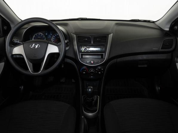 Hyundai Solaris I Рестайлинг с пробегом 2015 года, цена 870 000 рублей, 132000 км, хэтчбек, Автокод Объявления