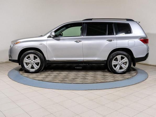 Toyota Highlander II (XU40) Рестайлинг с пробегом 2011 года, цена 2 049 500 рублей, 244000 км, внедорожник, Автокод Объявления