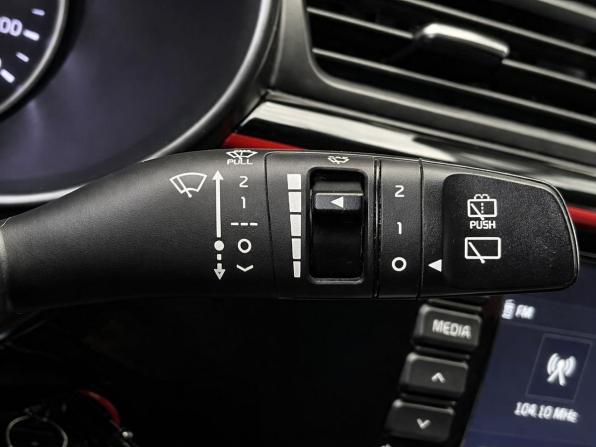 Kia Rio IV с пробегом 2019 года, цена 1 547 000 рублей, 98433 км, хэтчбек, Автокод Объявления