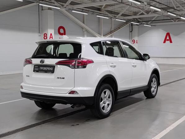 Toyota RAV4 IV (XA40) Рестайлинг с пробегом 2016 года, цена 2 200 000 рублей, 104000 км, внедорожник, Автокод Объявления