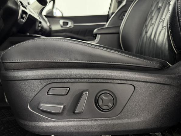 Kia Sorento IV с пробегом 2020 года, цена 3 479 000 рублей, 106000 км, внедорожник, Автокод Объявления