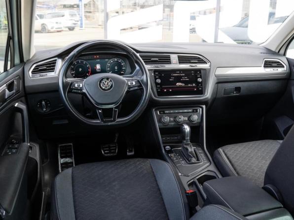 Volkswagen Tiguan II с пробегом 2018 года, цена 2 130 000 рублей, 153601 км, внедорожник, Автокод Объявления