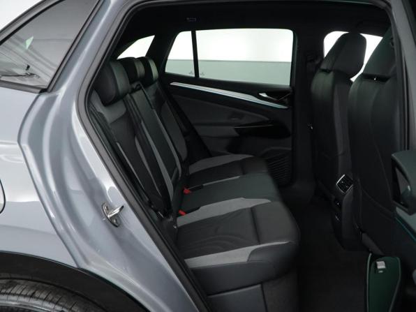 Volkswagen ID.4 с пробегом 2021 года, цена 3 299 547 рублей, 51068 км, внедорожник, Автокод Объявления