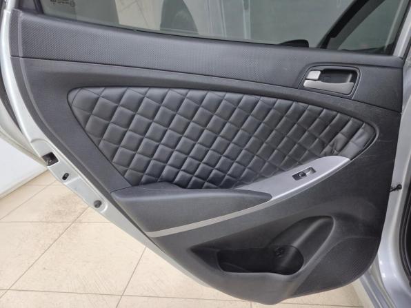 Hyundai Solaris I Рестайлинг с пробегом 2016 года, цена 715 000 рублей, 200576 км, седан, Автокод Объявления