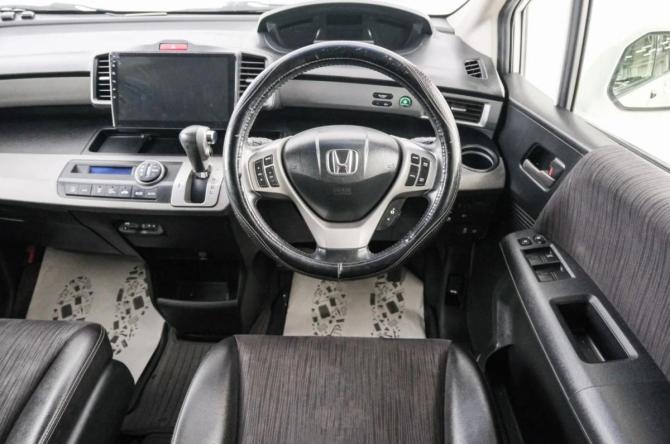 Honda Freed I Рестайлинг 2 с пробегом 2014 года, цена 1 249 000 рублей, 242000 км, компактвэн, Автокод Объявления