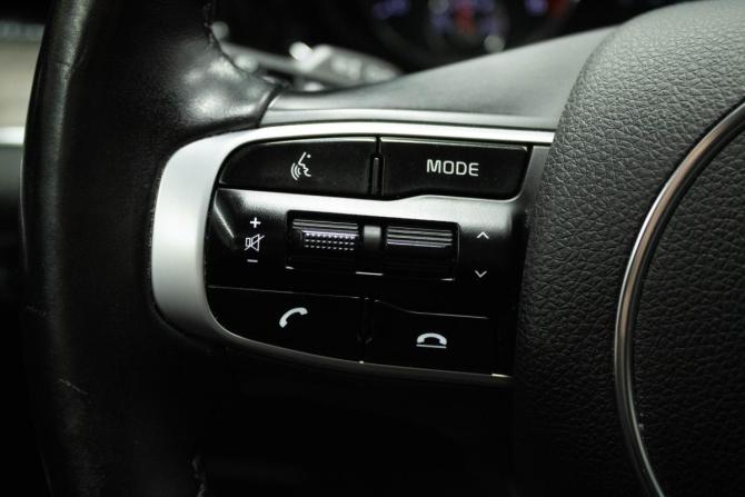 Kia K5 III с пробегом 2021 года, цена 2 549 000 рублей, 94141 км, седан, Автокод Объявления