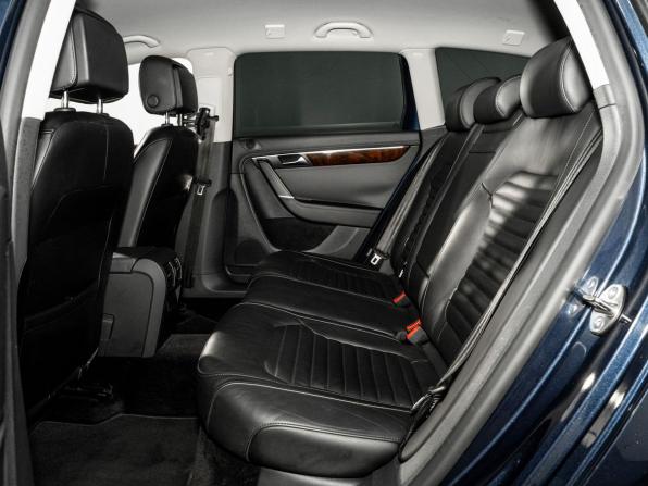 Volkswagen Passat B7 с пробегом 2012 года, цена 1 285 000 рублей, 106262 км, универсал, Автокод Объявления