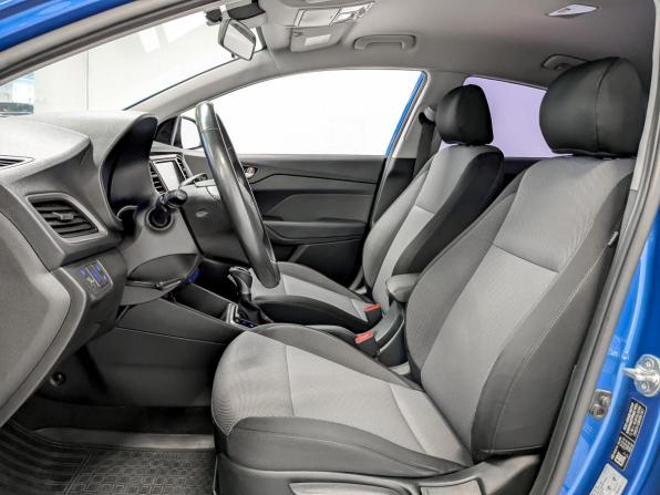 Hyundai Solaris II с пробегом 2018 года, цена 1 330 000 рублей, 93397 км, седан, Автокод Объявления