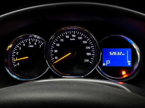 Renault Logan II с пробегом 2017 года, цена 980 000 рублей, 52500 км, седан, Автокод Объявления