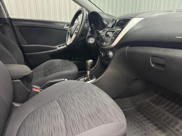 Hyundai Solaris I Рестайлинг с пробегом 2015 года, цена 960 000 рублей, 205492 км, седан, Автокод Объявления