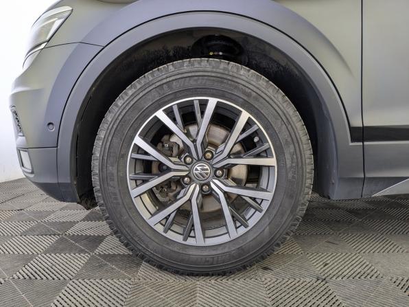 Volkswagen Tiguan II с пробегом 2019 года, цена 2 150 000 рублей, 193073 км, внедорожник, Автокод Объявления