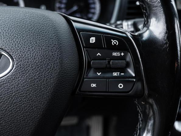 Hyundai Sonata VII (LF) Рестайлинг с пробегом 2018 года, цена 1 810 000 рублей, 177196 км, седан, Автокод Объявления
