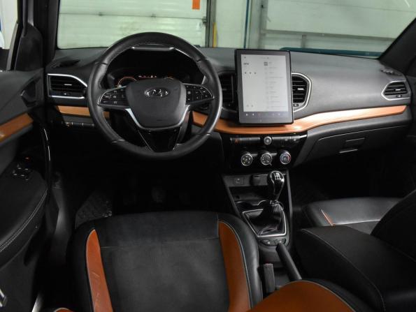 Lada (ВАЗ) Vesta I Рестайлинг (NG) с пробегом 2023 года, цена 1 334 000 рублей, 39049 км, седан, Автокод Объявления