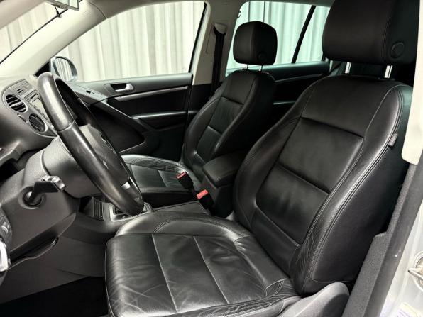 Volkswagen Tiguan I Рестайлинг с пробегом 2011 года, цена 1 699 000 рублей, 116333 км, внедорожник, Автокод Объявления