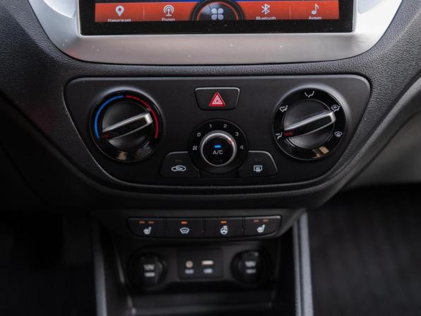 Hyundai Solaris II с пробегом 2018 года, цена 1 248 070 рублей, 96660 км, седан, Автокод Объявления
