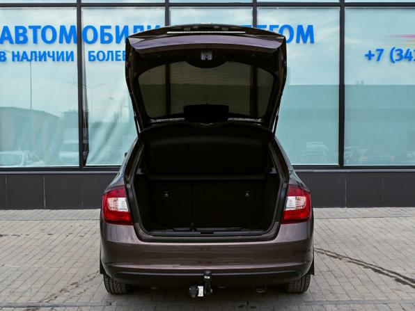 Skoda Rapid I Рестайлинг с пробегом 2018 года, цена 1 240 000 рублей, 151703 км, лифтбек, Автокод Объявления
