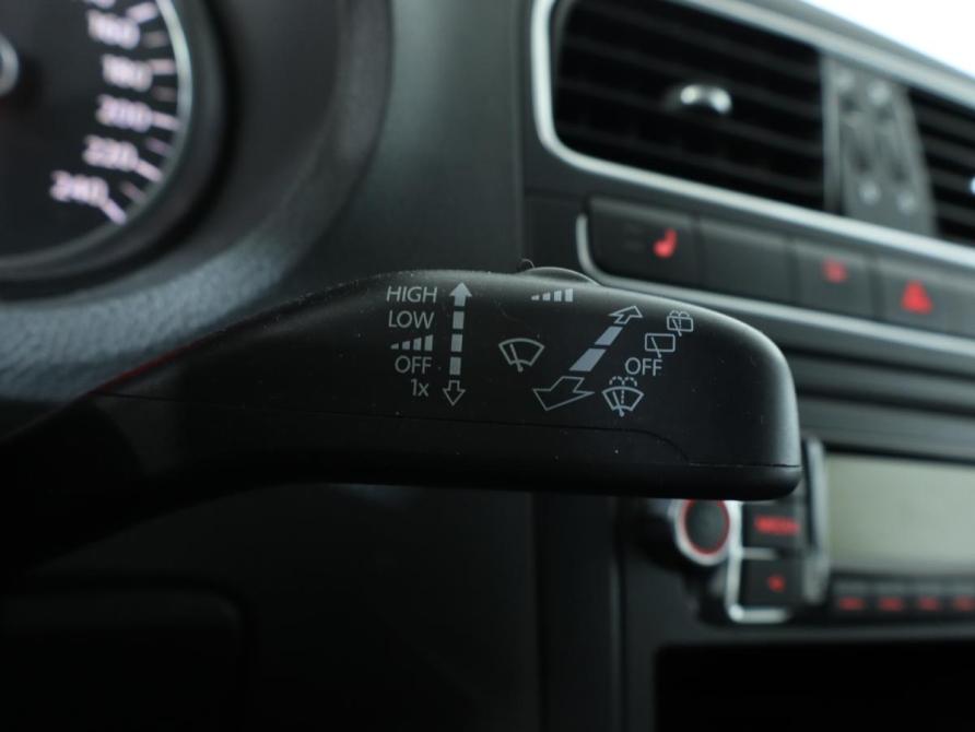 Volkswagen Polo V Москва  - изображение 11