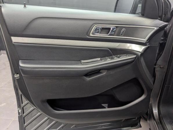 Ford Explorer V Рестайлинг с пробегом 2017 года, цена 2 950 000 рублей, 119596 км, внедорожник, Автокод Объявления
